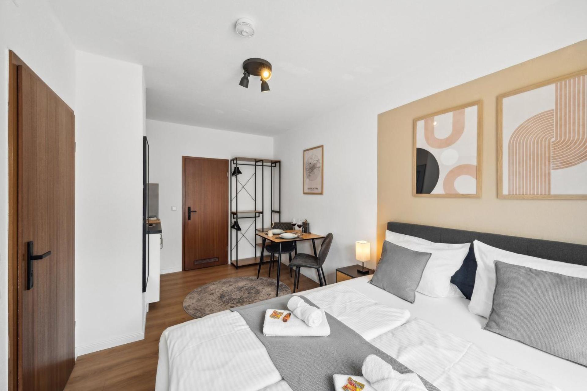 Andriss - Kaiserberg Apartments - Kitchen - Wifi - Parking Kaiserslautern Eksteriør billede